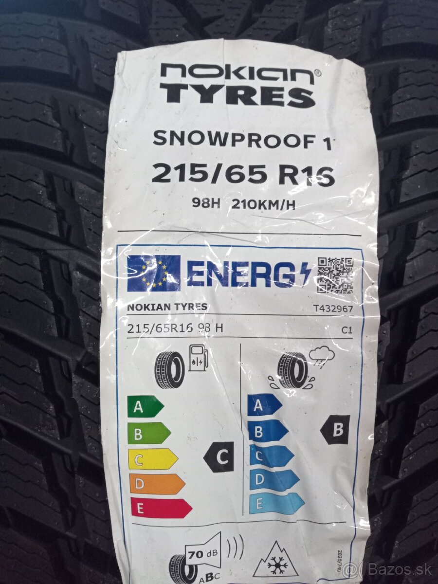 215/65 R16 98 H Nokian Snowproof