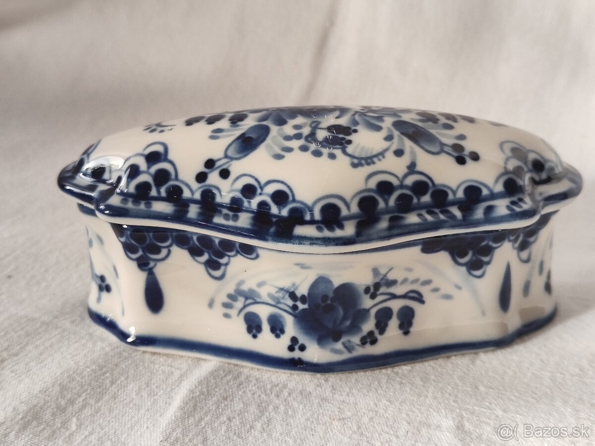 Nádherná vintage porcelánová šperkovnice, dóza - Gzhel, SSSR