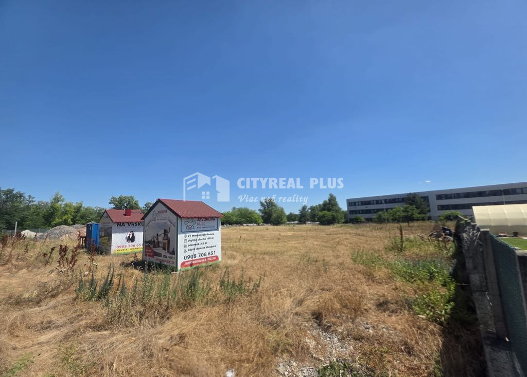 Na predaj stavebný pozemok v priemyselnom areály