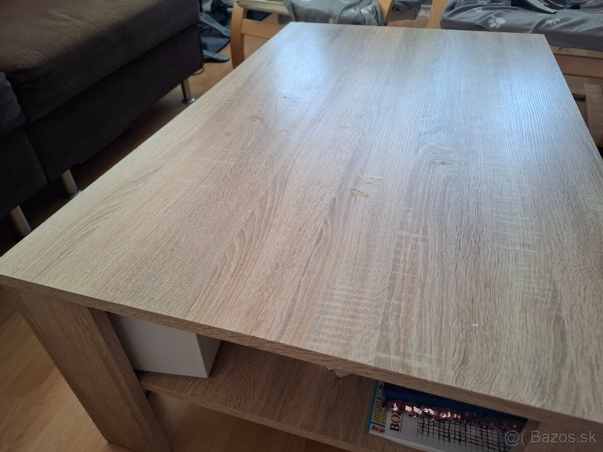 Stol do obyvacky