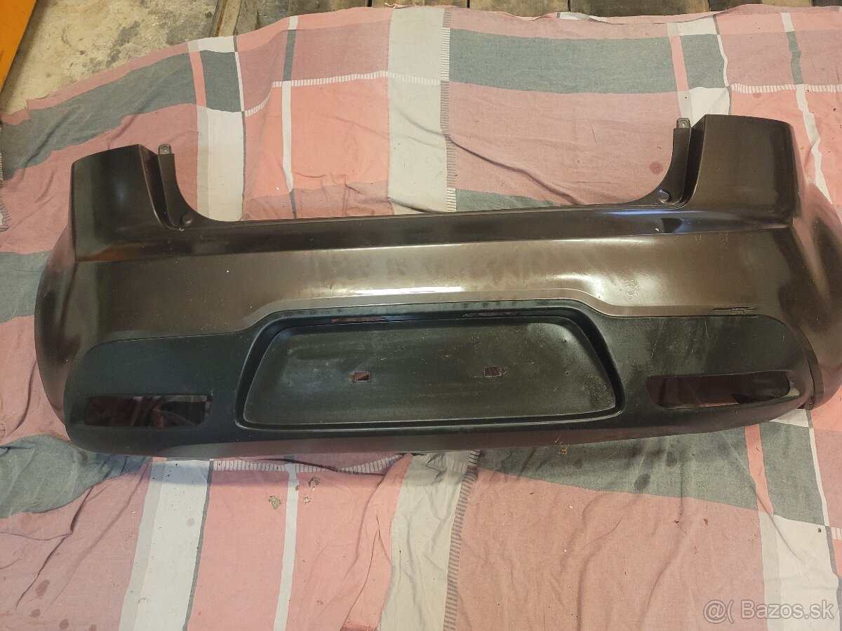 zadny naraznik kia rio 2011 až 2015