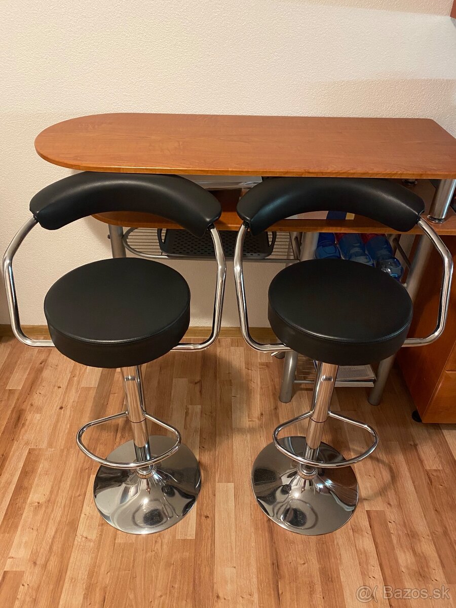 Barový stolík +barové stoličky