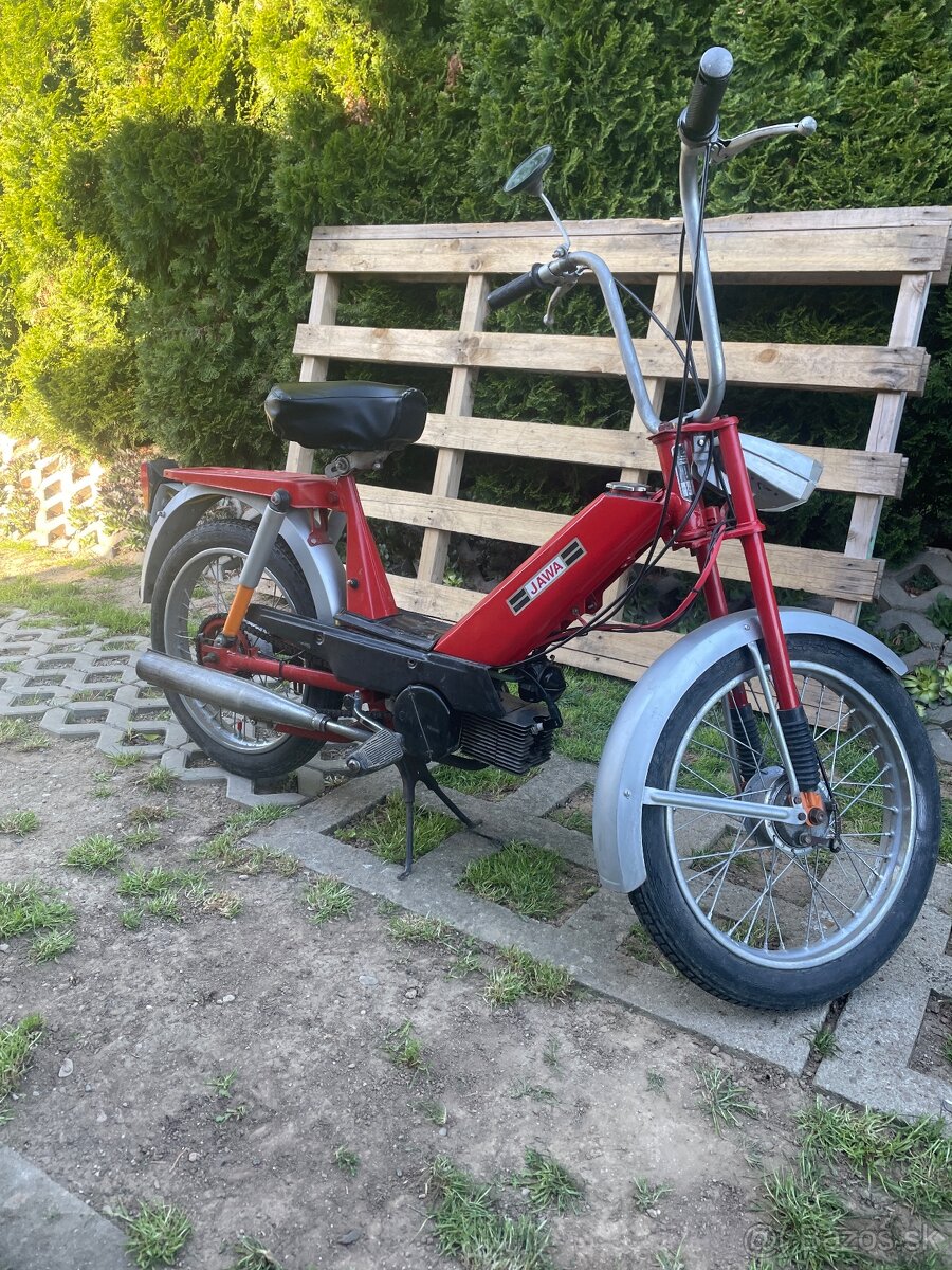 Predam babeta 207 r.v 1983