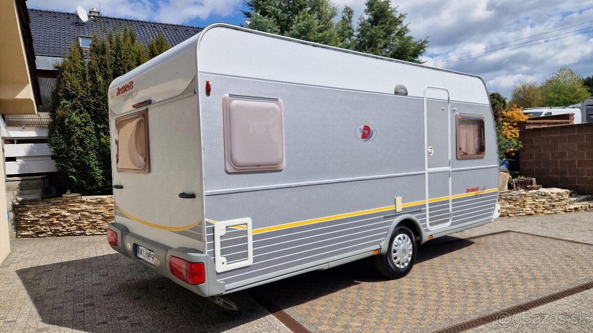Karavan Detlefs 990/1300kg, MOVER, Kúpeľňa, WC, teplá voda