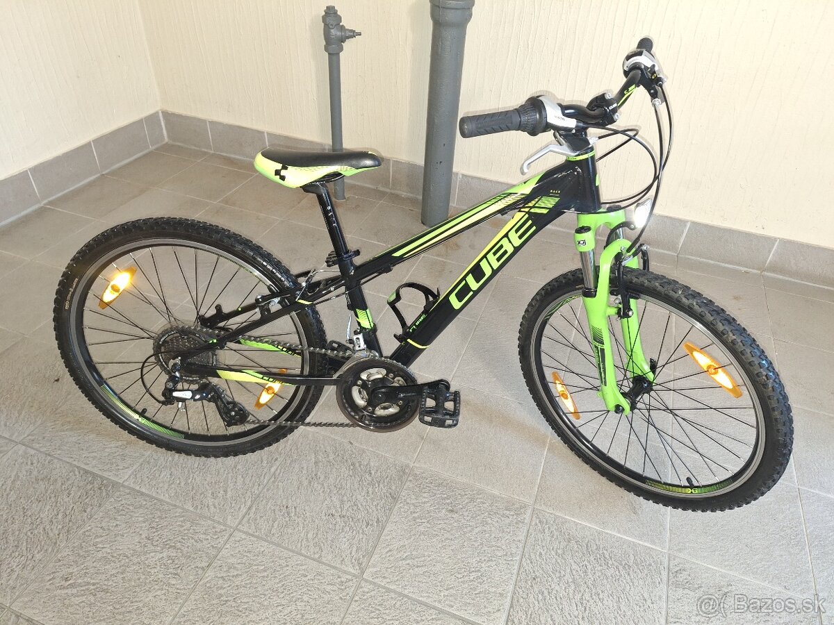 Predám detský bicykel 24kola Cube čierno zeleny