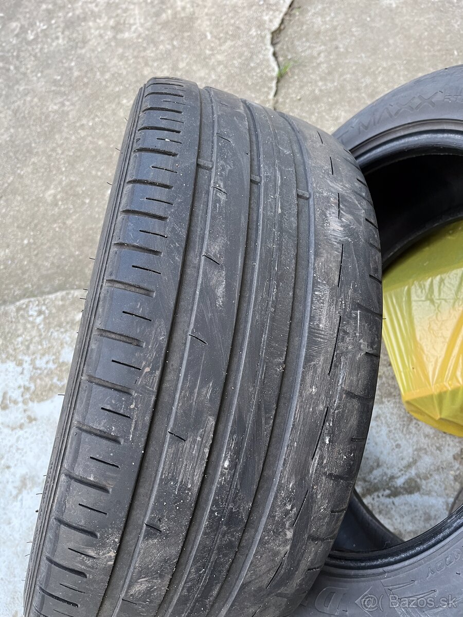 Dunlop Sportmaxx RT2 245/45/R18 100Y