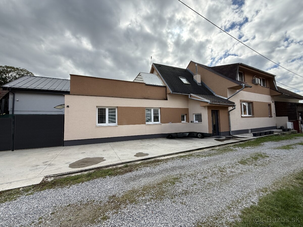 Rodinný dom 7+1, 240m², Teplička nad Váhom + Apartmán 2+1
