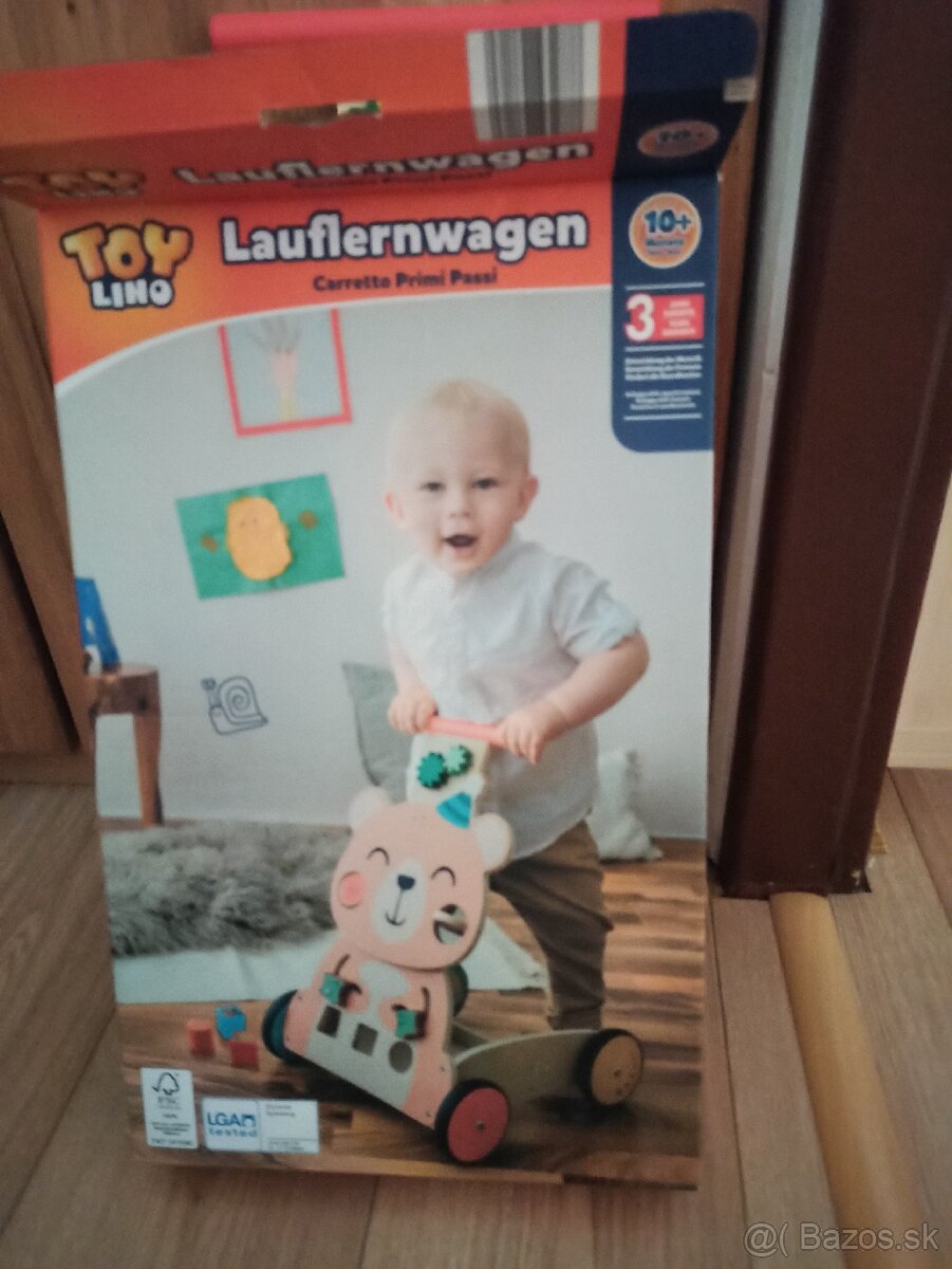 Detské choditko drevene