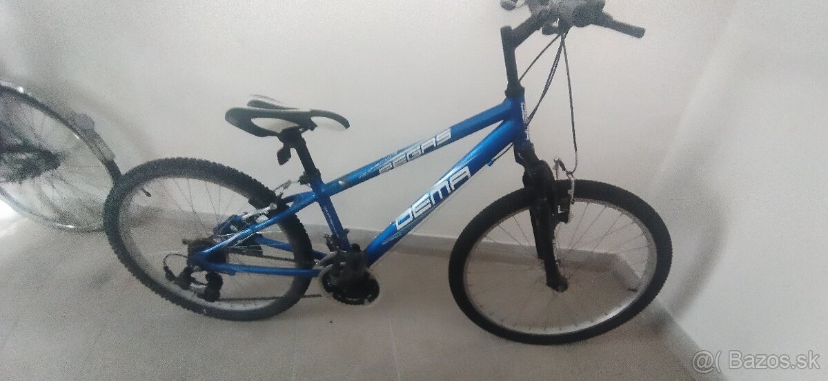 Predám juniorský bicykel Dema 24" kolesa. Servisovan. Inzer