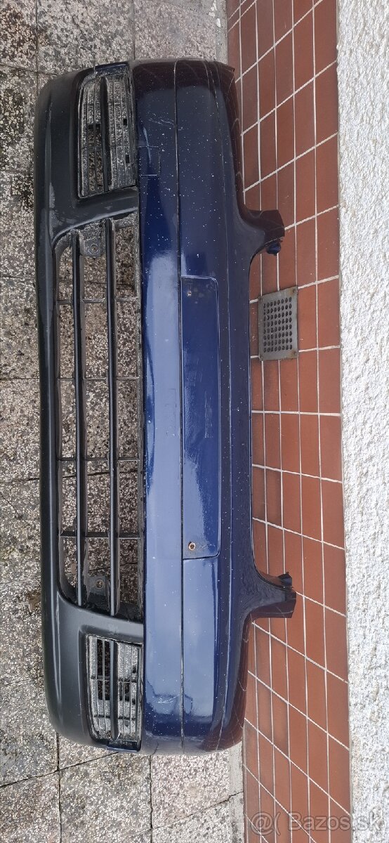 Predný nárazník Volkswagen Touran 1 2003 - 2008
