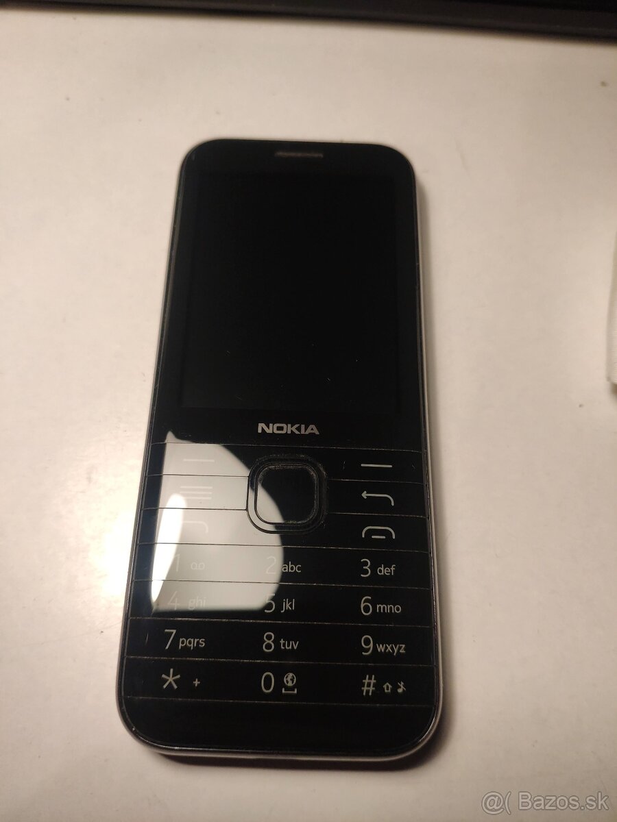 Nokia 8000 4G