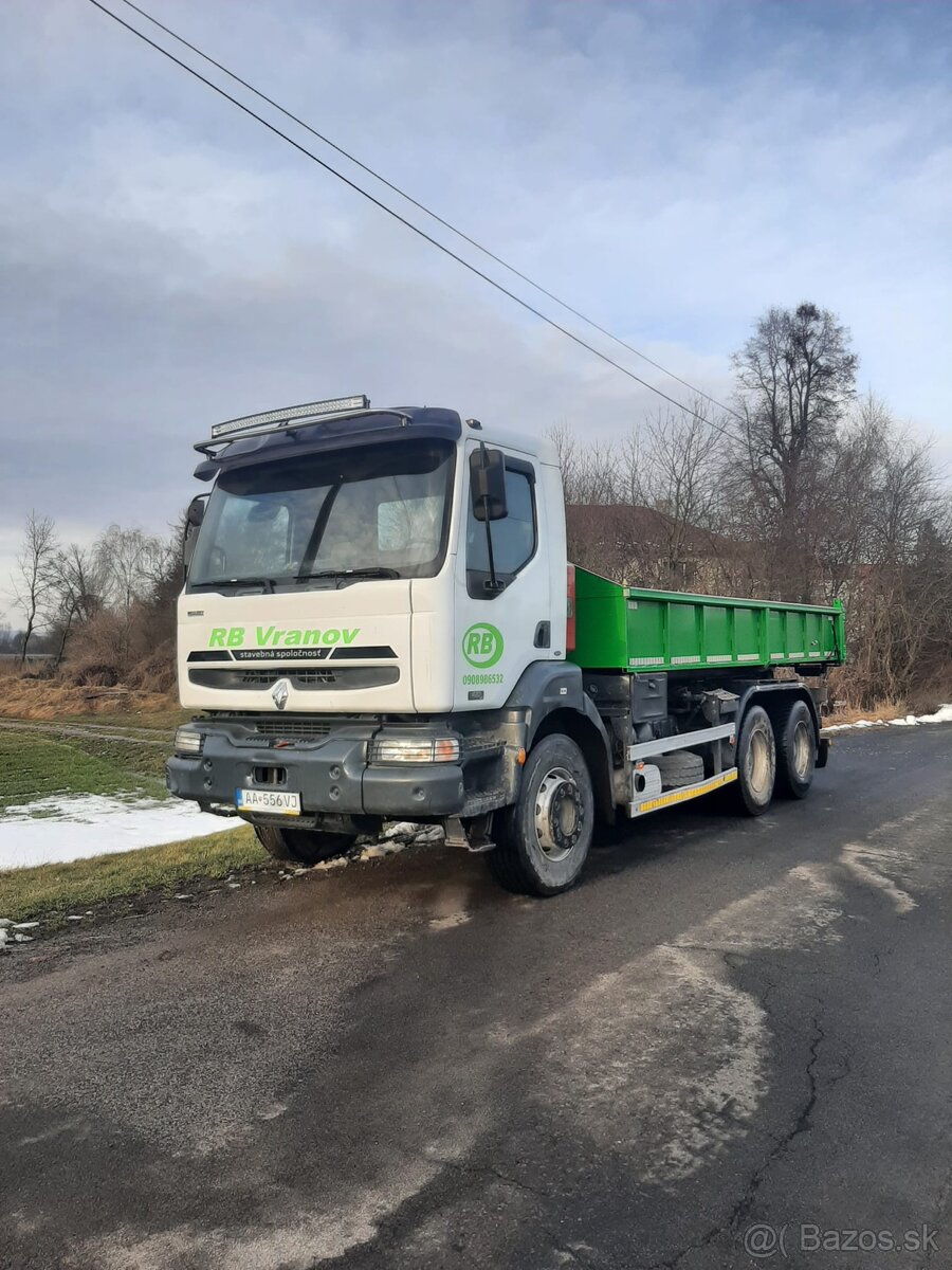 Hákový nosič kontajnerov Renault Kerax 420