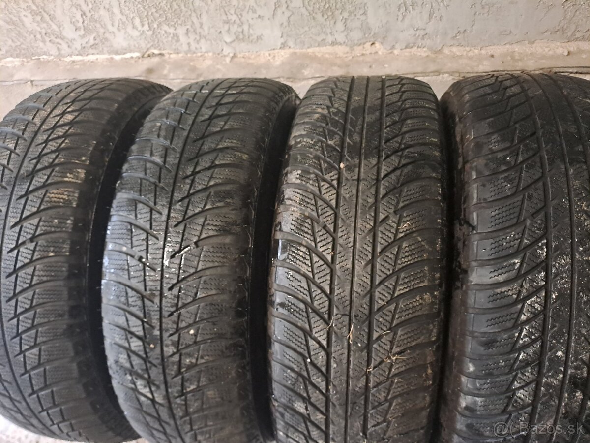 Zimné pneumatiky 215/65 R17 Bridgestone