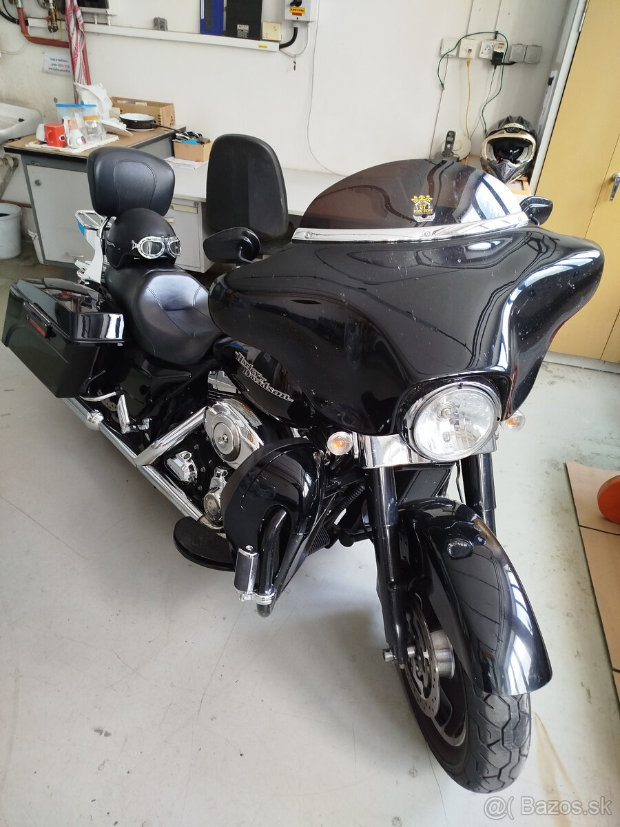 Harley Davidson STREED GLIDE m.2009