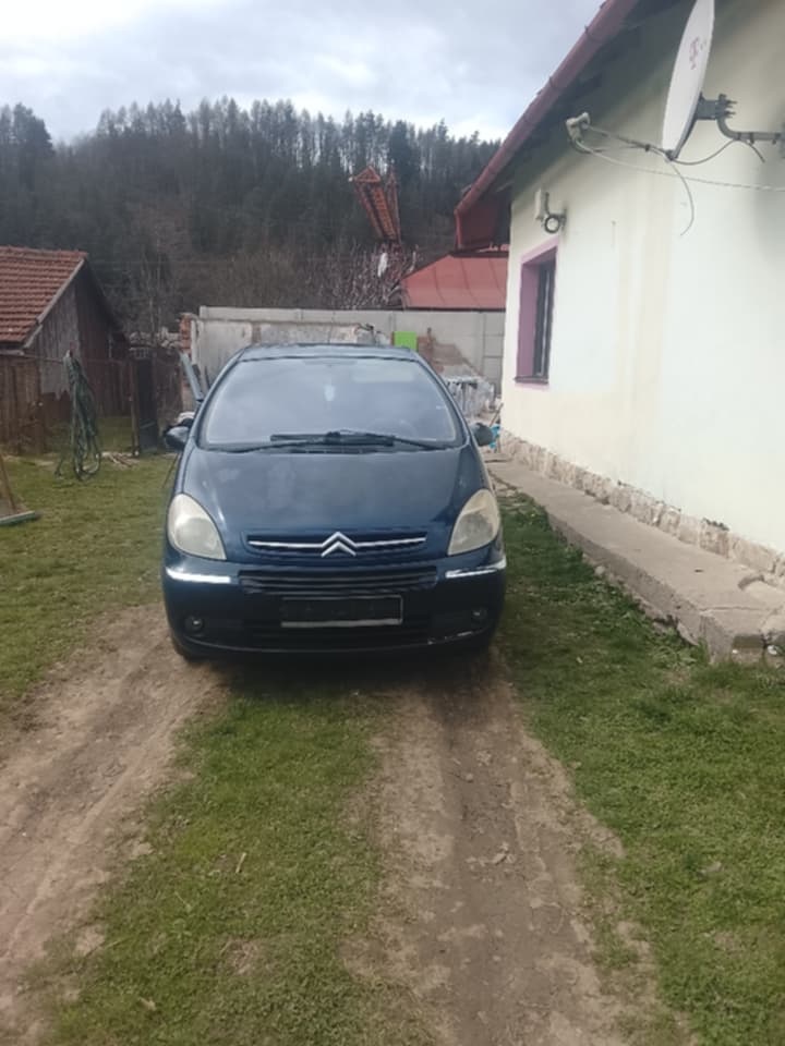 Predám na náhradné diely