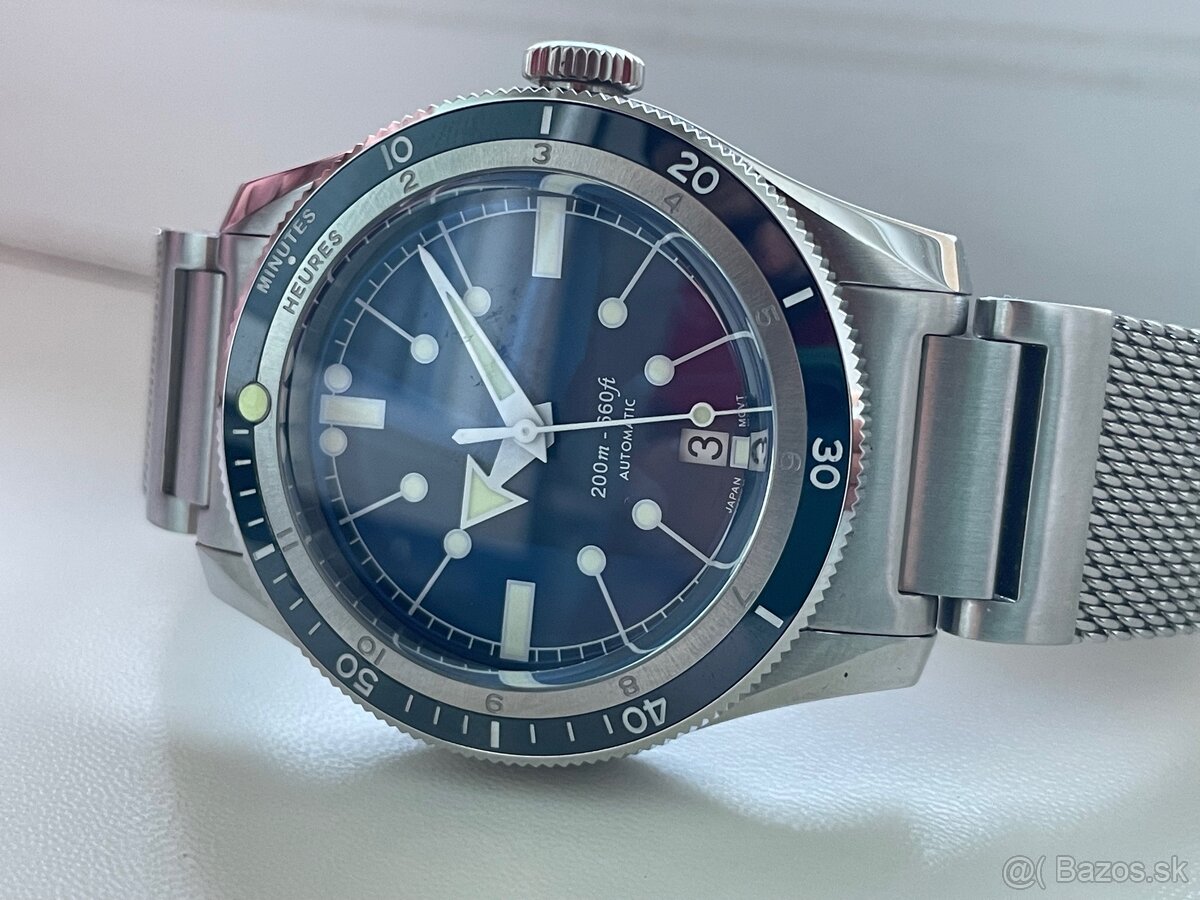 Seaknight diver