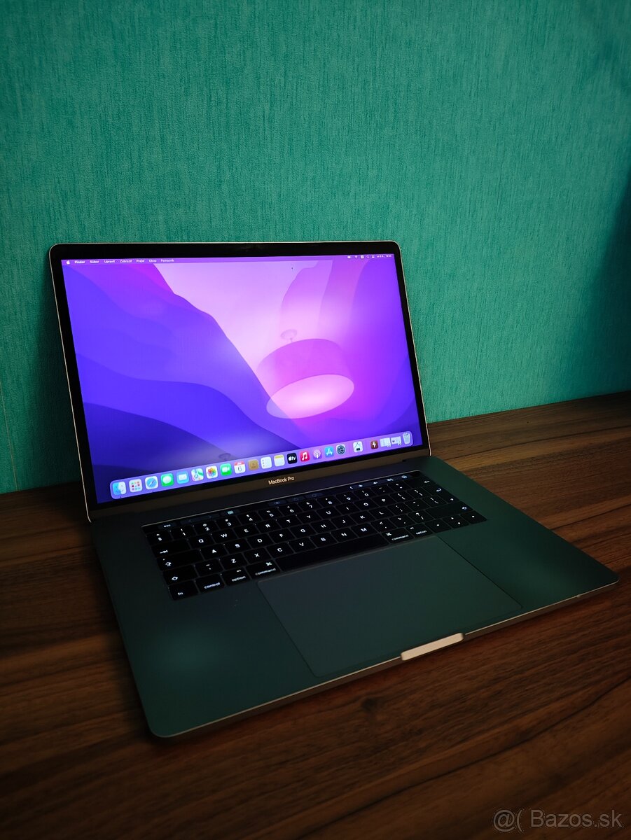 MacBook Pro 15 2017 | A1707 | i7 • 16GB • 256GB