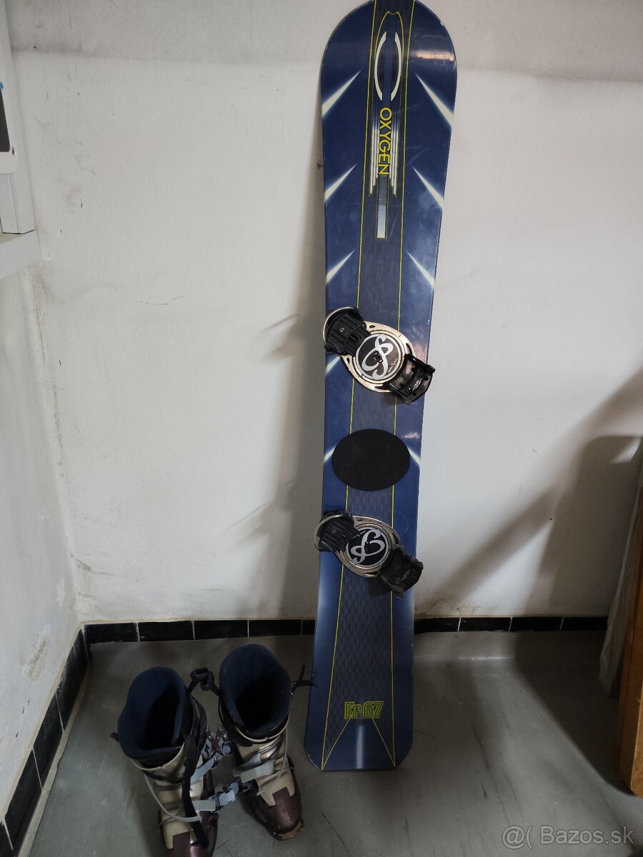 Predám snowboard s lyžiarkami