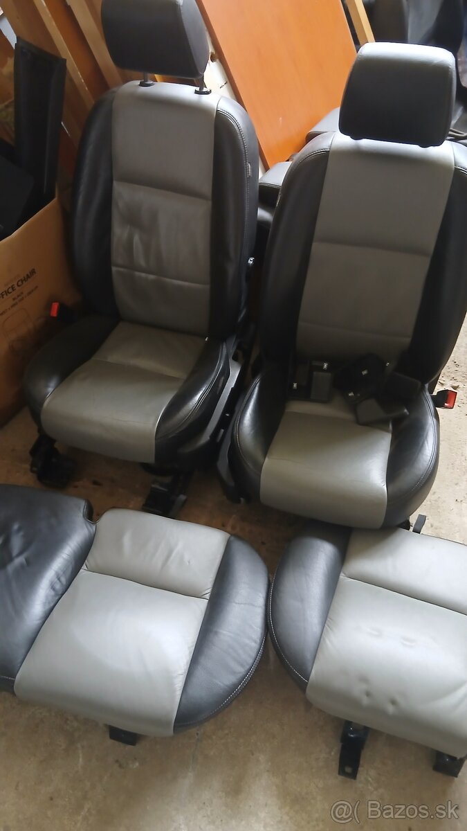 Land rover Freelander 2 sedacky