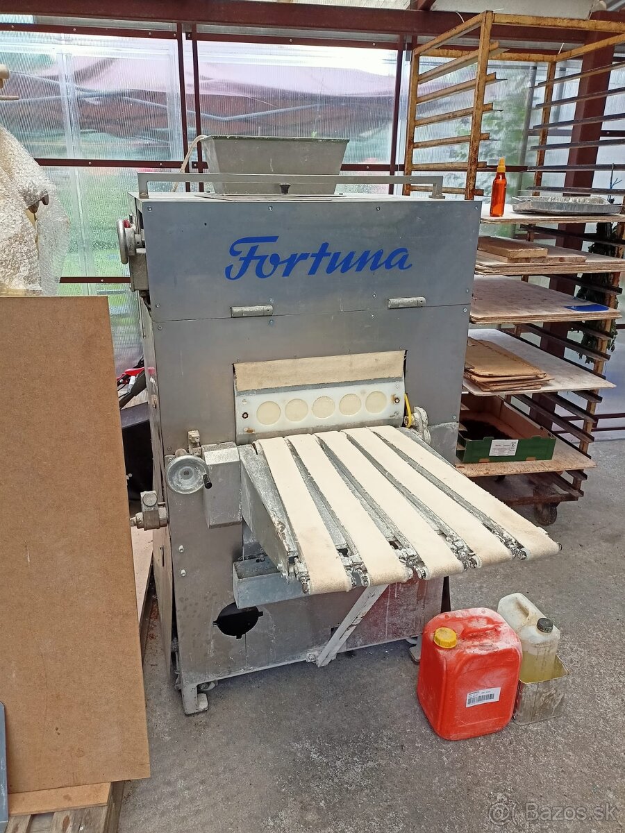 Dělička těsta fortuna