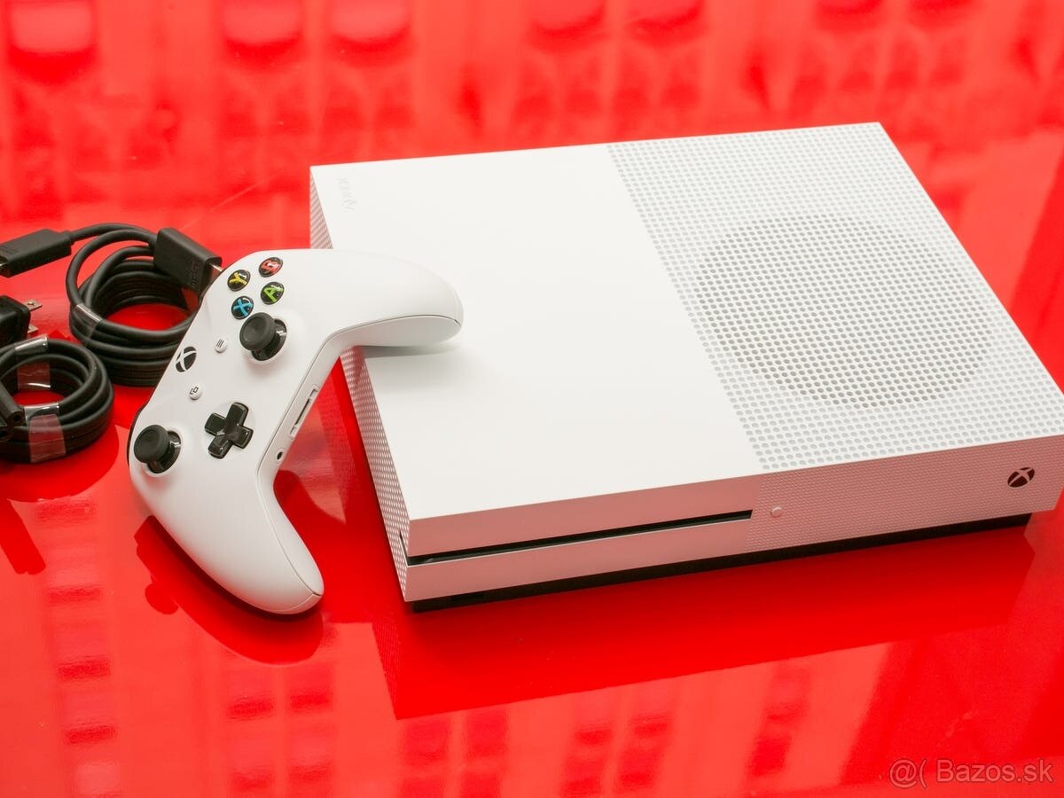 Xbox One S 1TB HDD konzola, prislusenstvo a vela hier