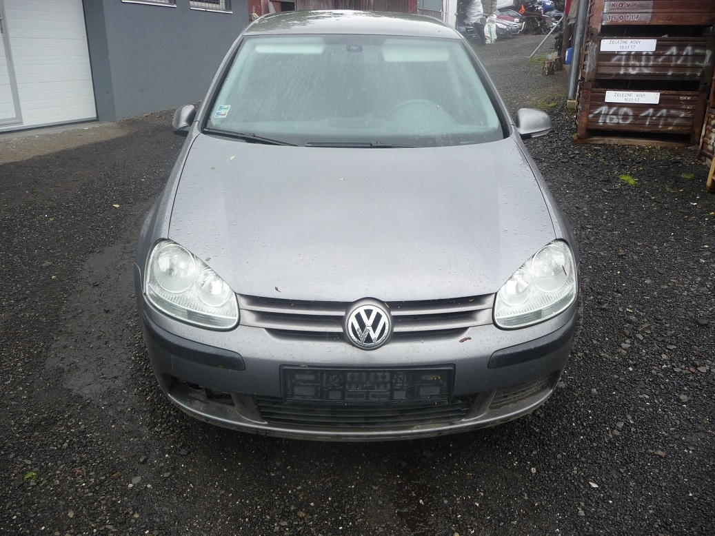 Volkswagen Golf 5......................nahradne diely