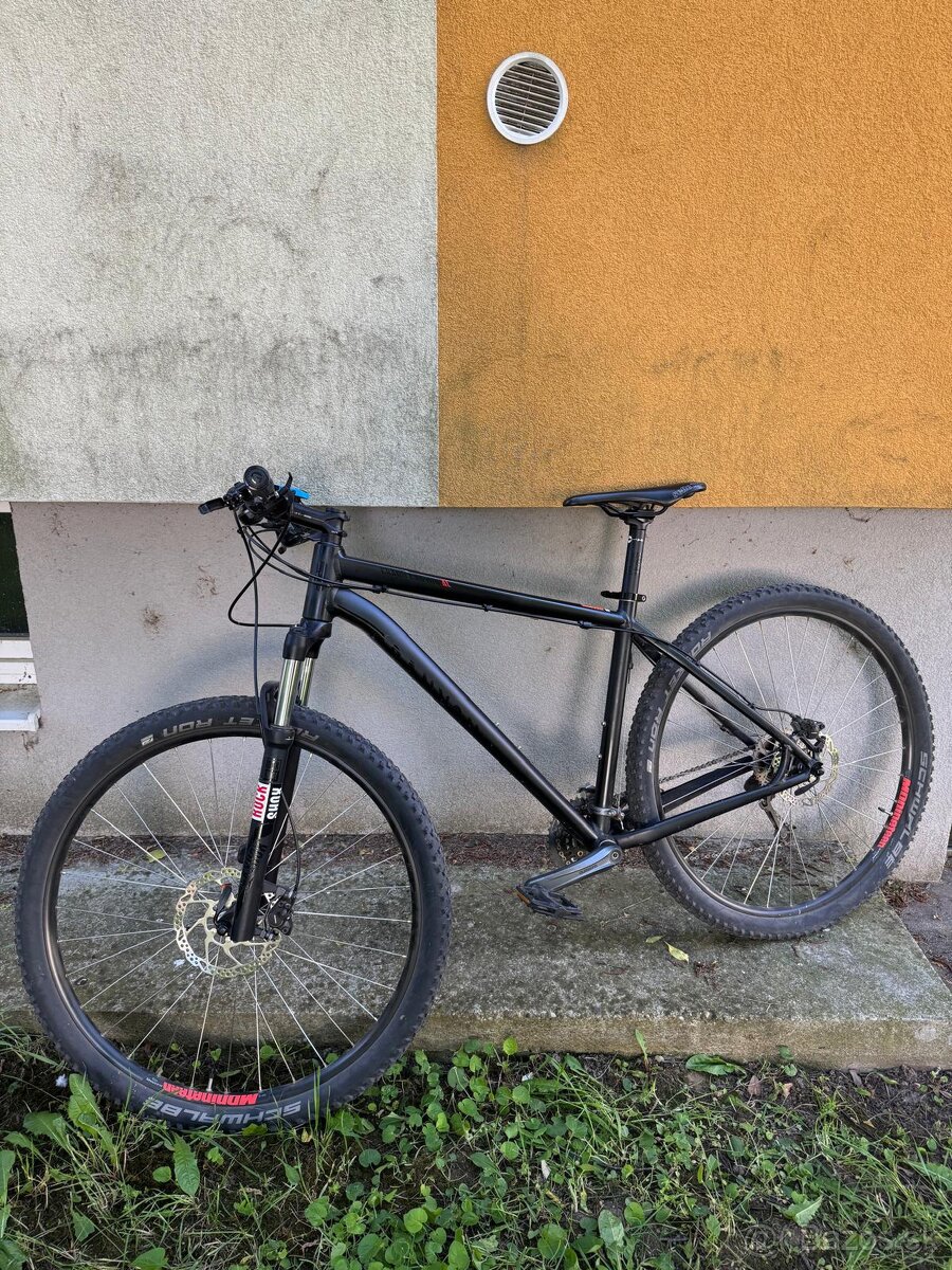 Predám horský bicykel Canyon