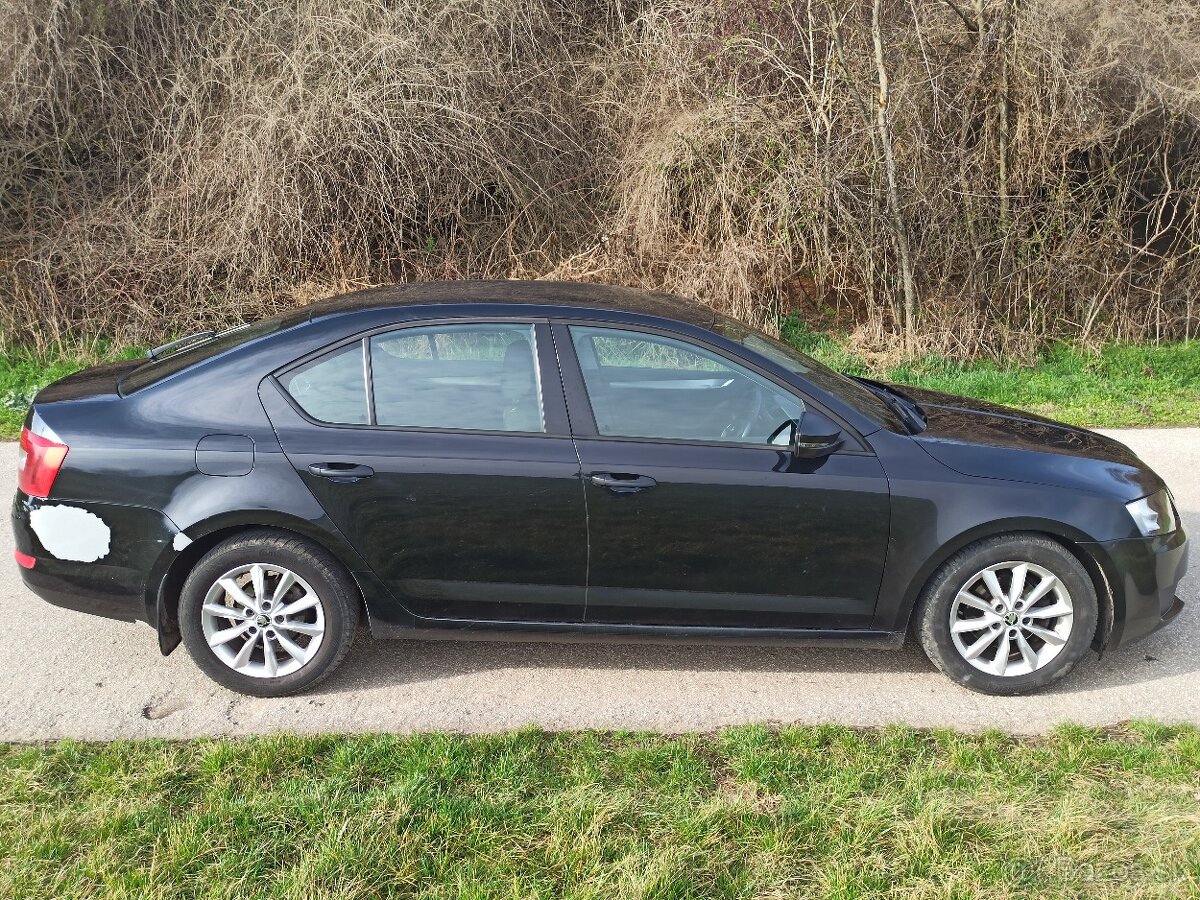 ROZPREDÁM Škoda Octavia 3