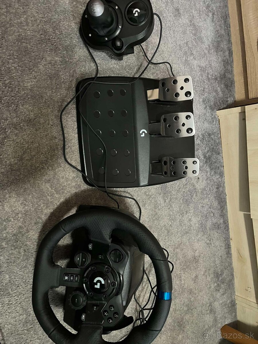 Logitech G923 Driving Force + páka