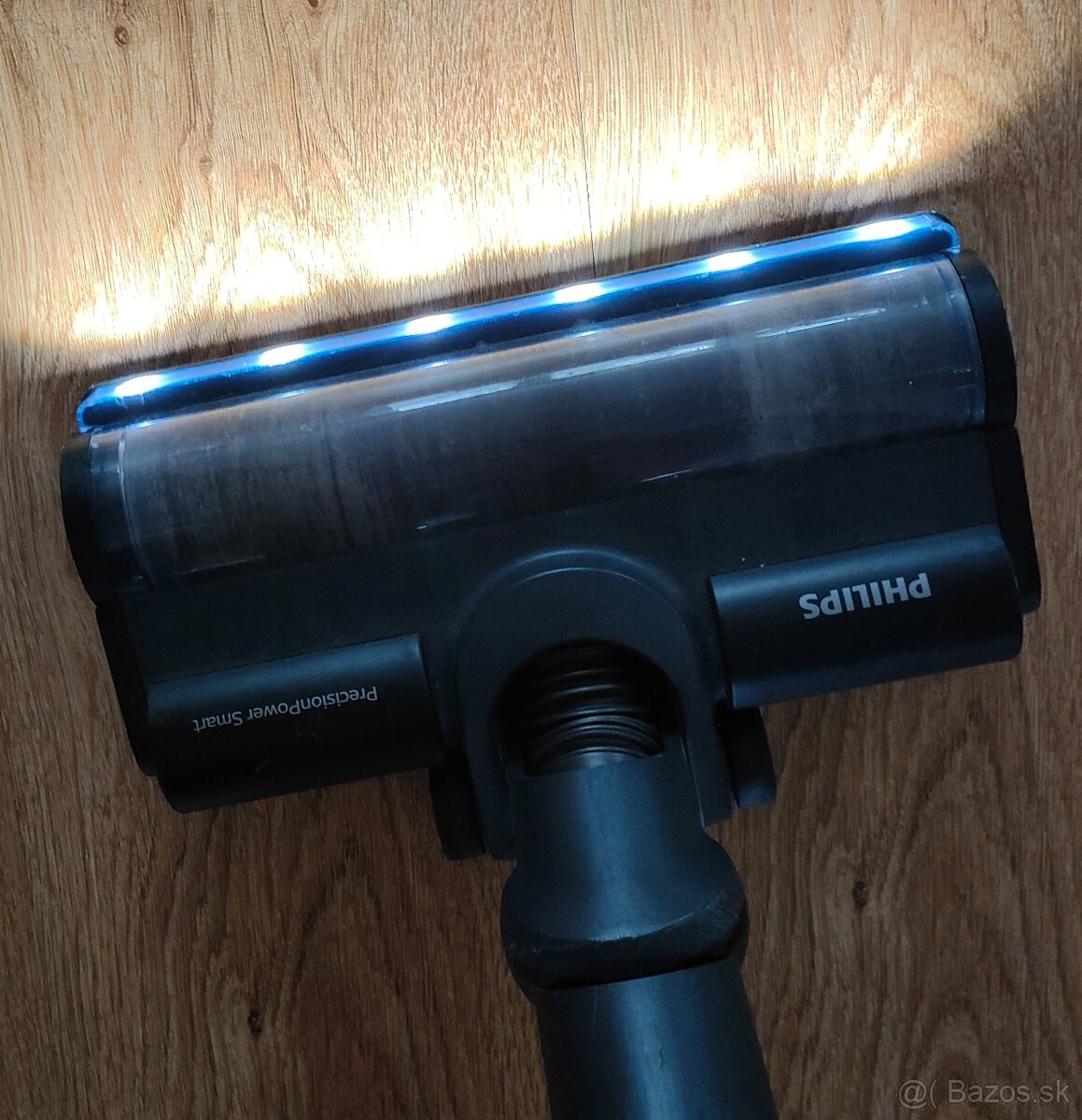 Predám vysávač Philips Series 8000 Aqua Plus Bezdrôtový vysá