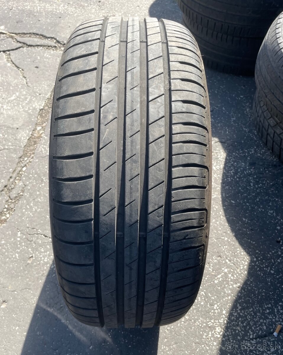 225/55 R17 letné Goodyear