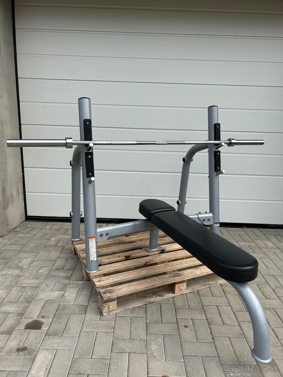 Bench Press + olympijská tyč