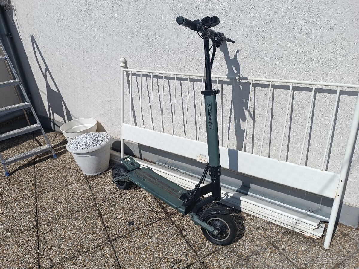 Predám VSETT 8 , elektrická kolobežka