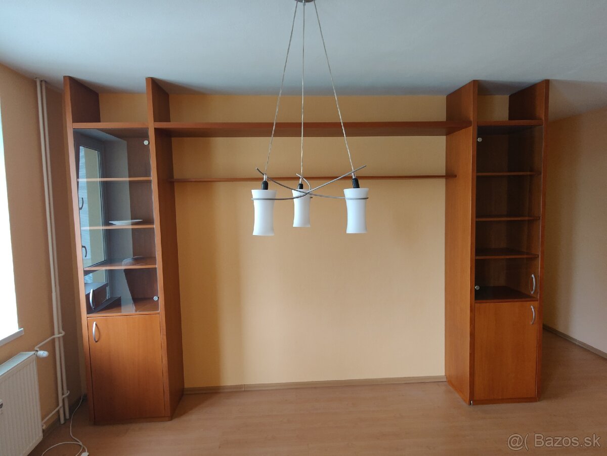 Obývacia stena masív