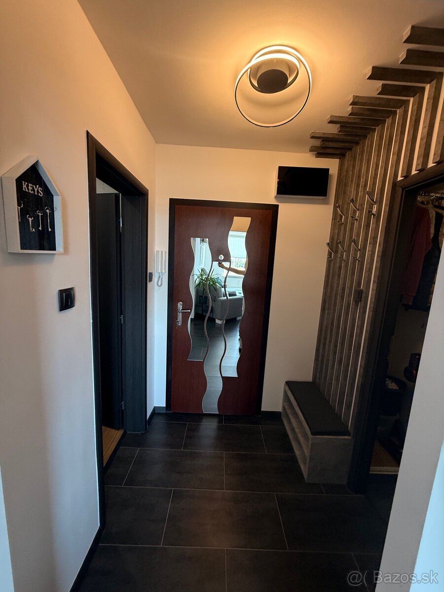 Prenajom 3-izbový byt, Senec