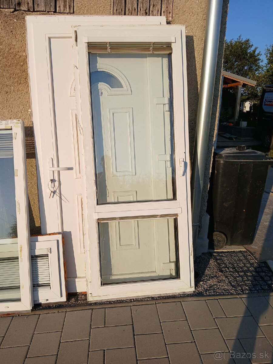 Predám plastové balkónové dvere 880 x 2150 mm