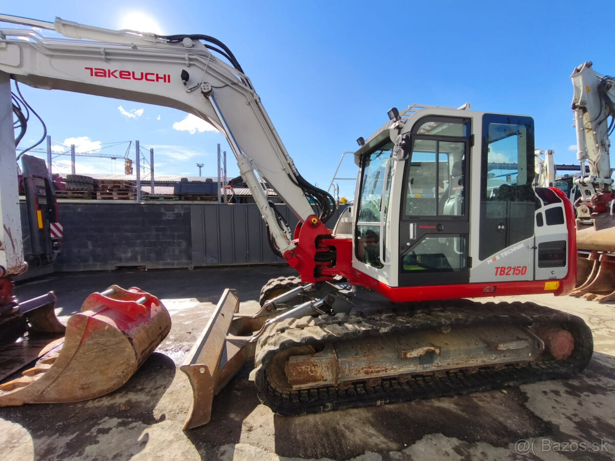 TAKEUCHI TB2150 DIESEL + ROTOTILT
