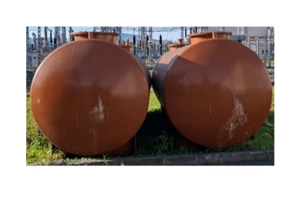 Nadrže oceľové, podzemné, ležaté, 2 ks