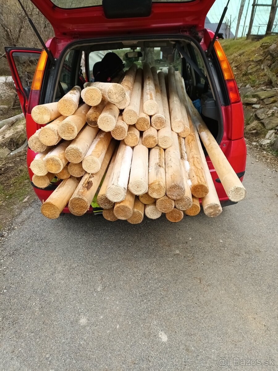 Predám  drevené smrekové koly ,stlpy ohrada plot