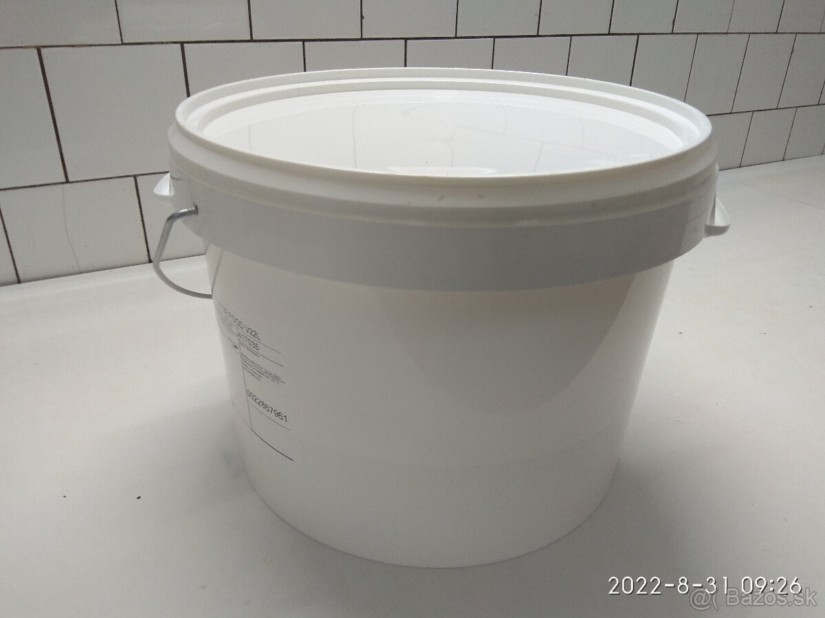 plastové vedro s uzaverom okrúhle 22L