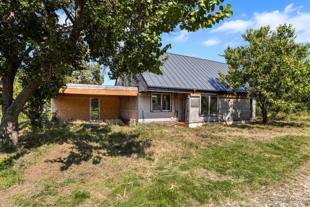 REZERVOVANÉ : Pasívna novostavba z prírodných materiálov