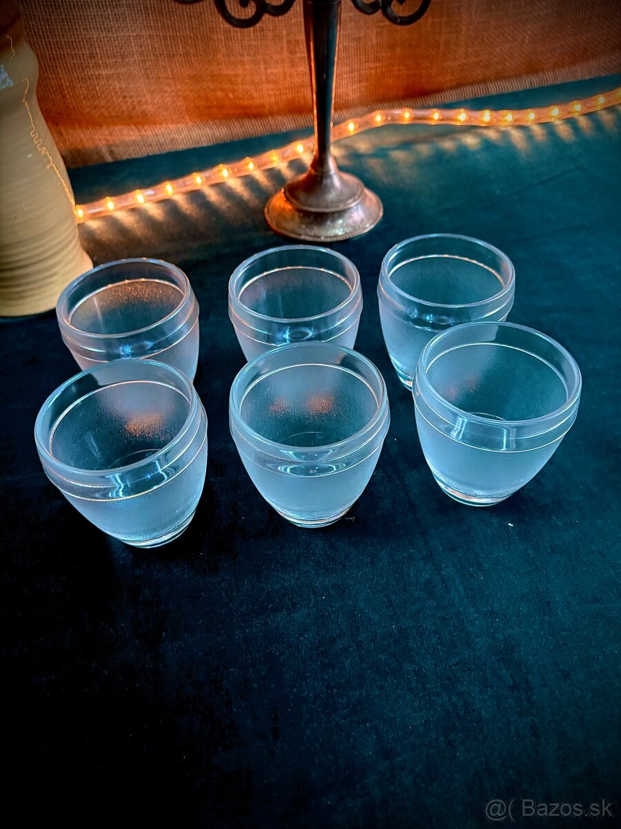 Sklenené matné poháriky