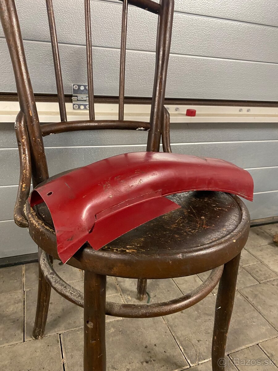 Podblatnik Jawa 250/350 panelka kyvacka