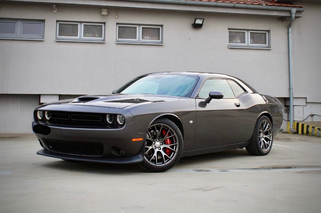 Dodge Challenger SRT 392 6.4 HEMI V8 - Možná výmena