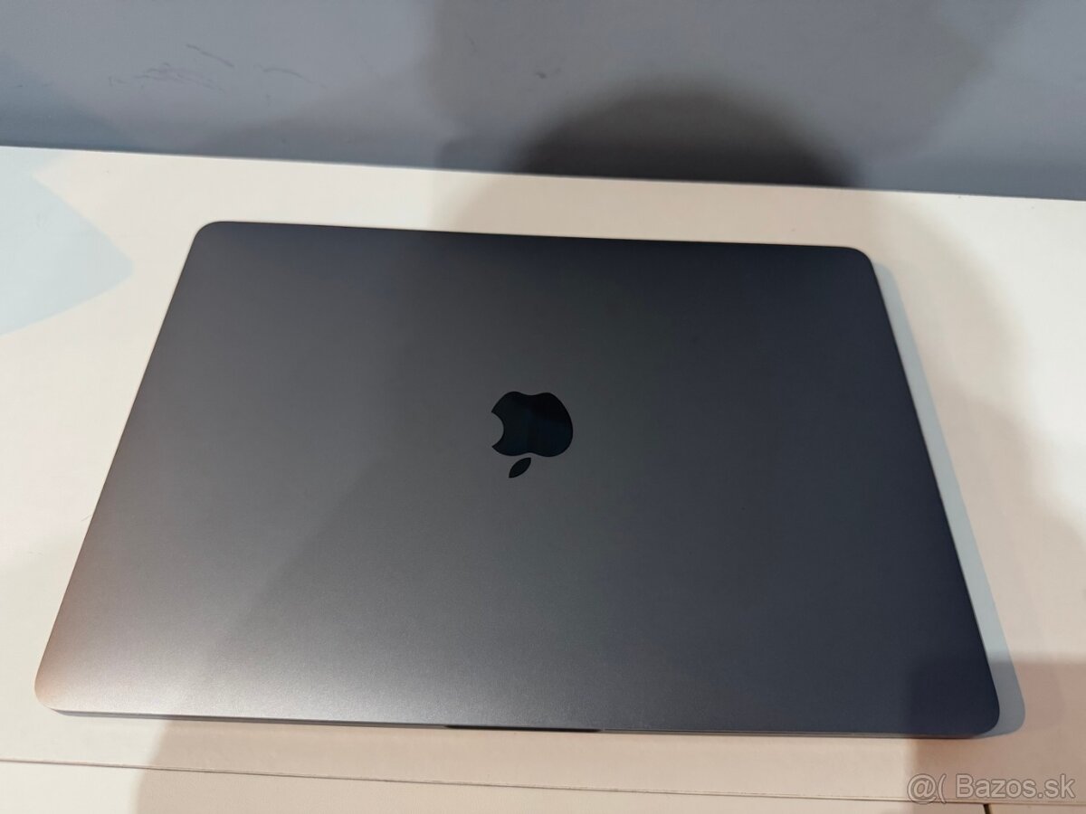 Macbook PRO 2020, 16GB, 500GB, Záruka, poslední model bootca
