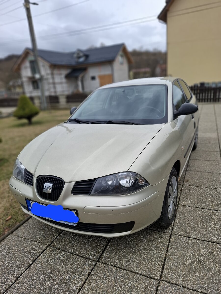 Seat cordoba 1.4 benzín 63 kW r.v.2006 v