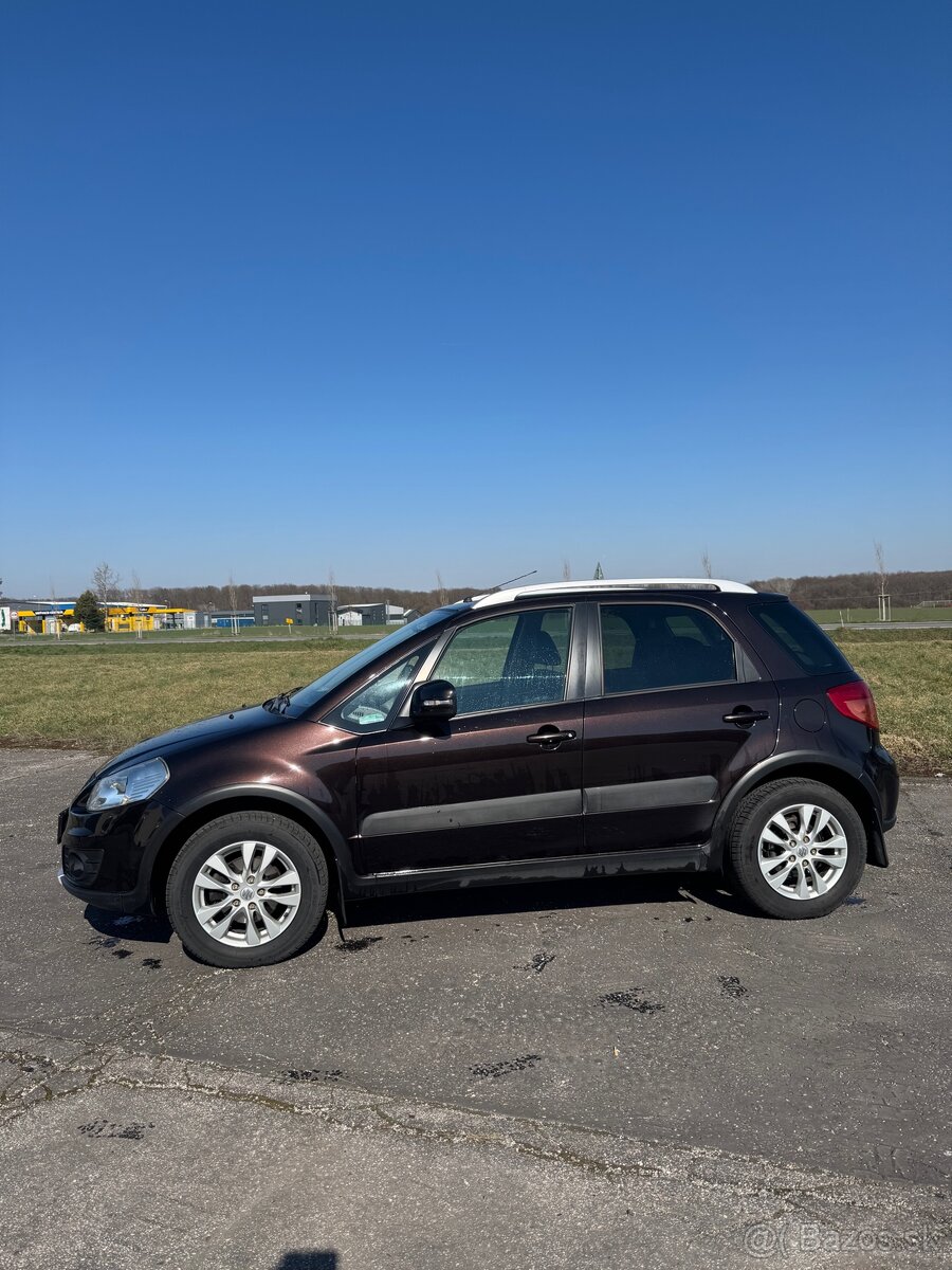 Suzuki SX4 - Traveller
