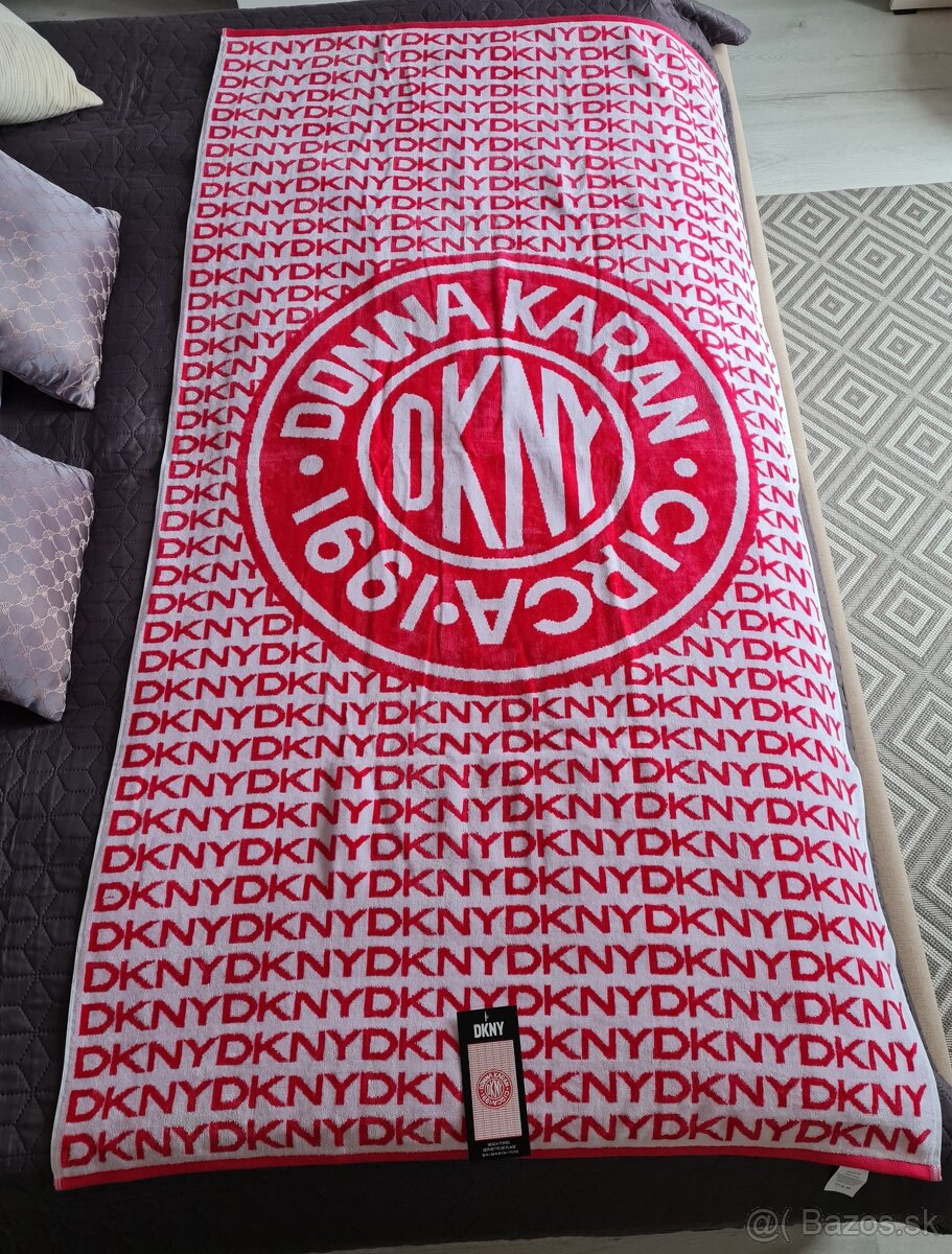 DKNY plážová osuška+šlapky
