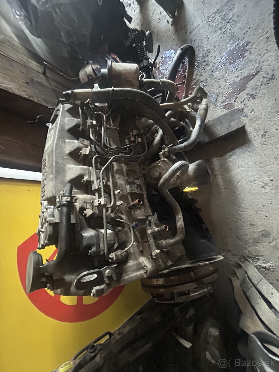 Y61 motor