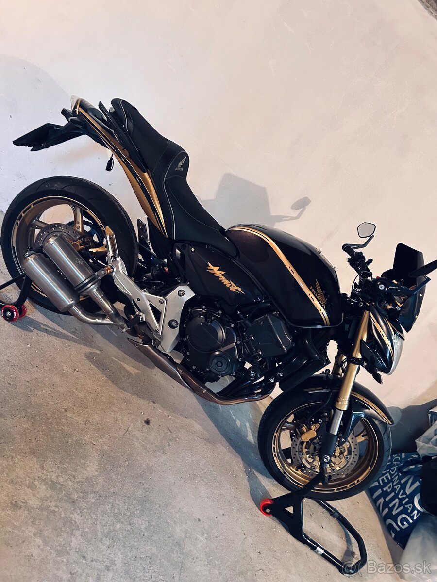 Motorka Honda CB 600 F Hornet